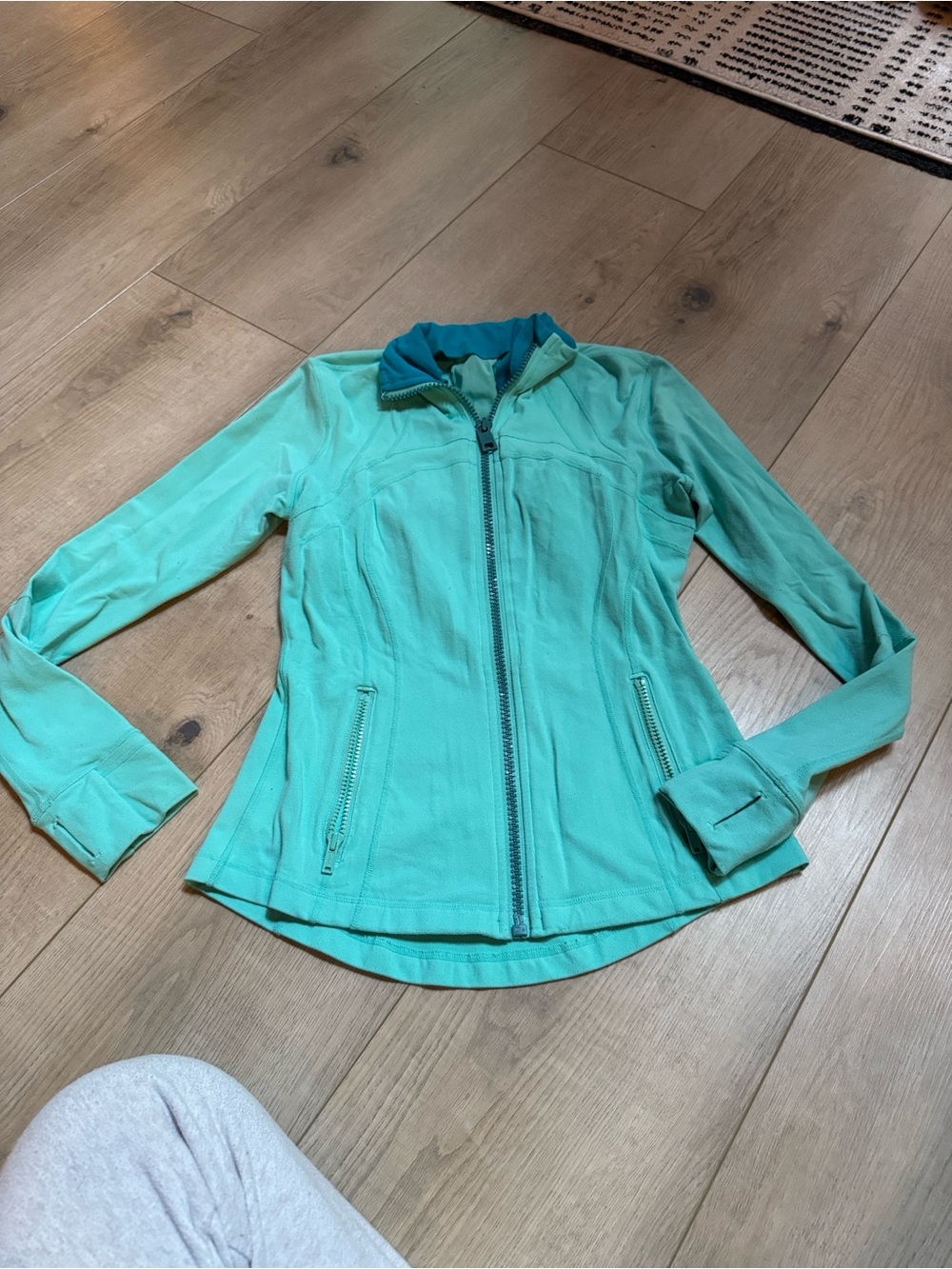 lululemon athletica Mint Green Full-Zip Define Jacket Size 8